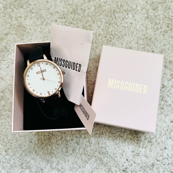 Missguided Ladies Black Strap Rose Gold Watch MG010BRG Brand New with Box - Picture 3 of 7